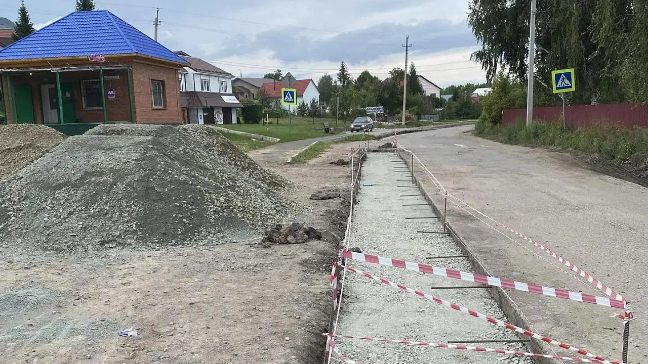 В Белокурихе завершают ремонт одной из центральных улиц